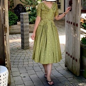 Very elegant vintage handmade 50s/60s classic circle princess dress.